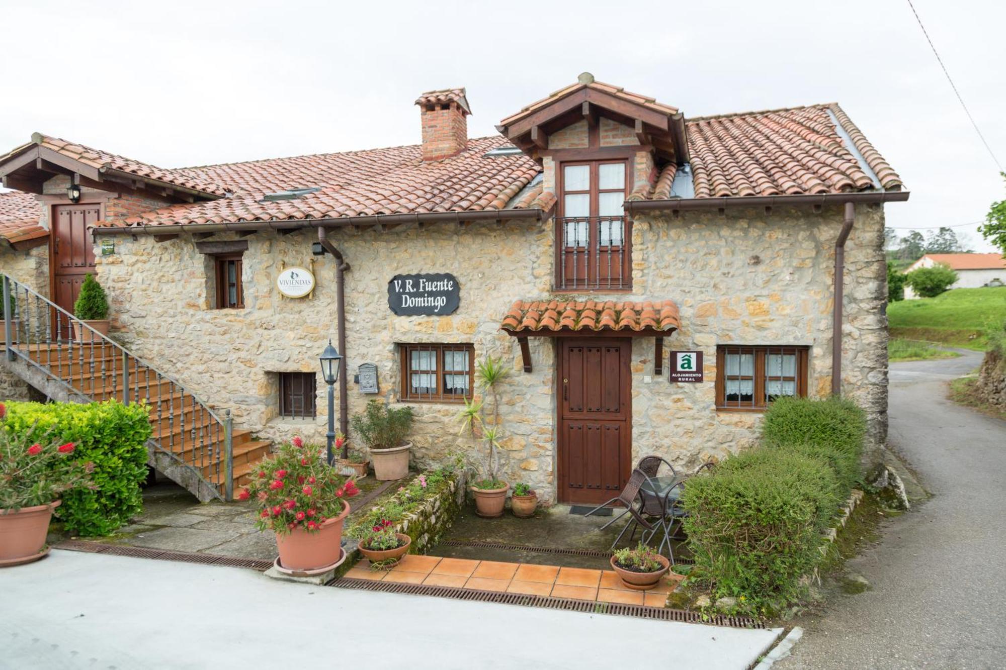 Viviendas Rurales Fuente Domingo Santillana del Mar Exterior photo